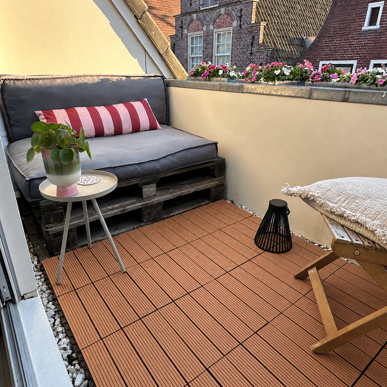 WPC Terrastegels - 4 Latjes - Terracotta - 11 Stuks - 1 m²