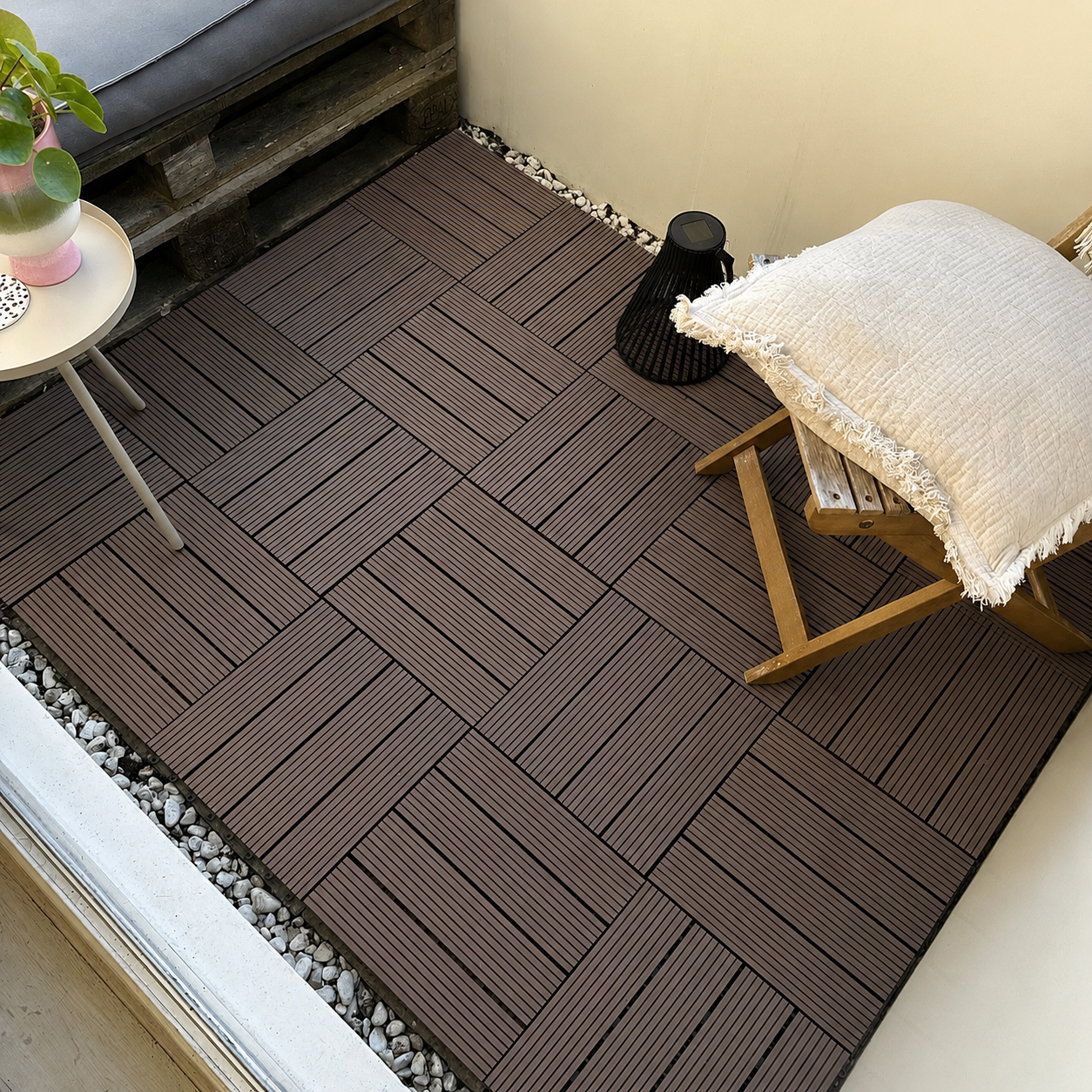 WPC Terrastegels - 4 Latjes - Bruin - 11 Stuks - 1 m²