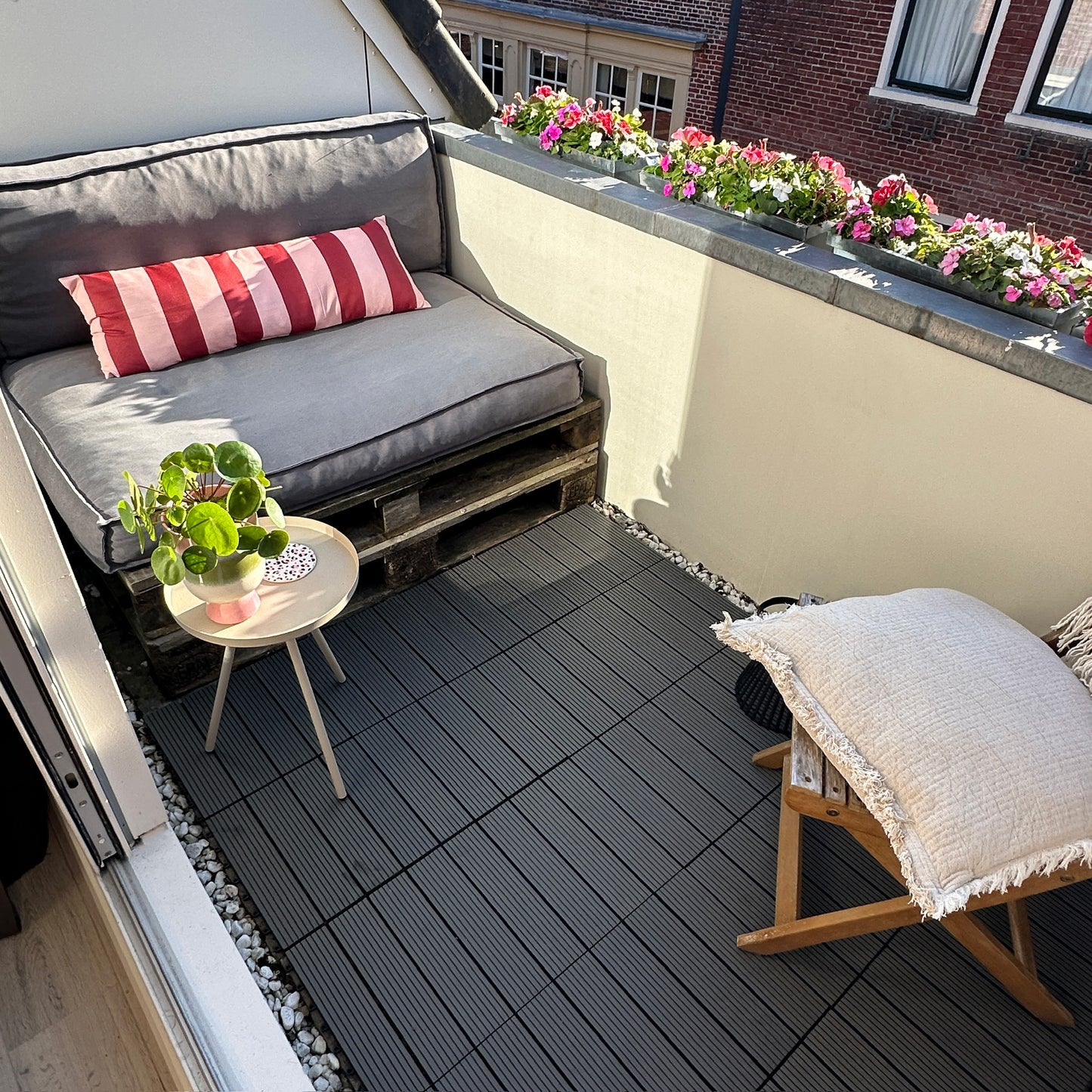 WPC Terrastegels - 4 Latjes - Grijs - 11 Stuks - 1 m²