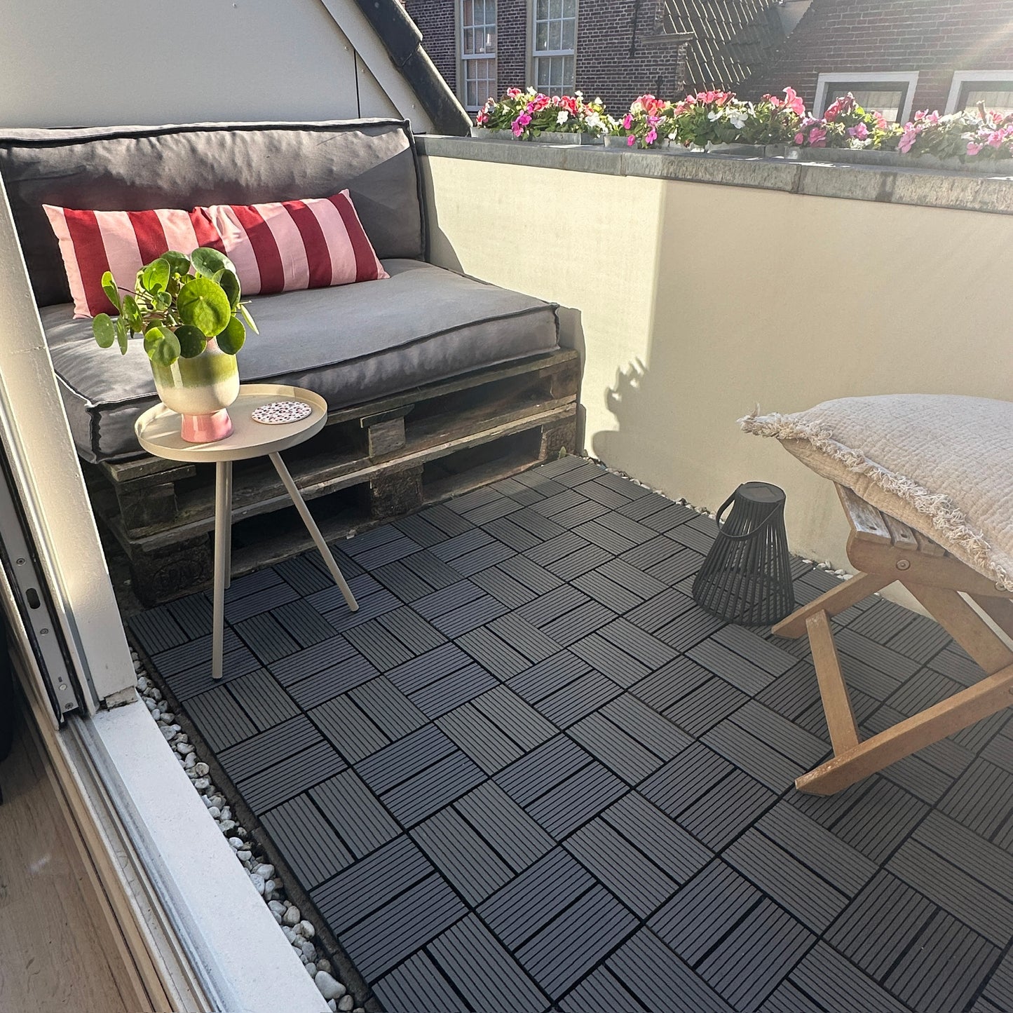 WPC Terrastegels - 8 Latjes - Grijs - 11 Stuks - 1 m²